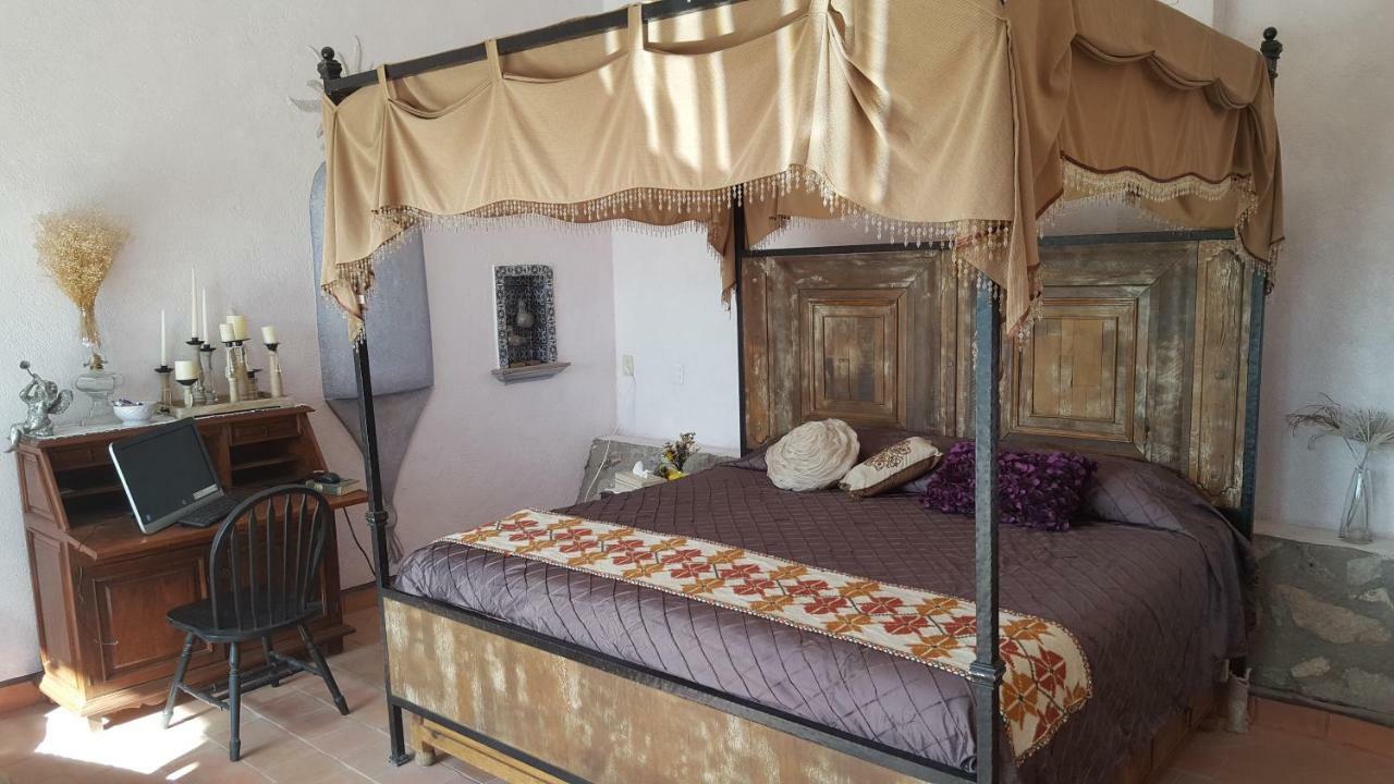 La Casona Azul Bed N Breakfast Santa Rosa de Jauregui Екстериор снимка