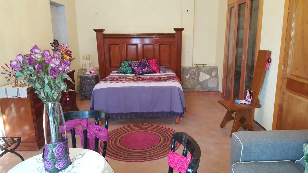 La Casona Azul Bed N Breakfast Santa Rosa de Jauregui Екстериор снимка