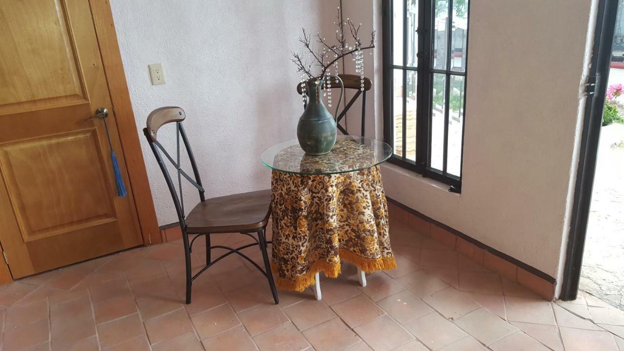 La Casona Azul Bed N Breakfast Santa Rosa de Jauregui Екстериор снимка